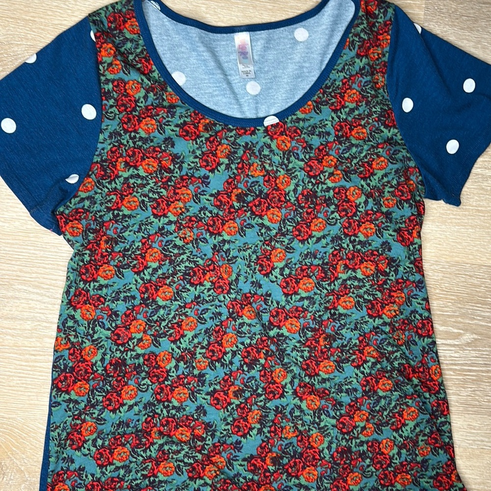 LuLaRoe classic tee